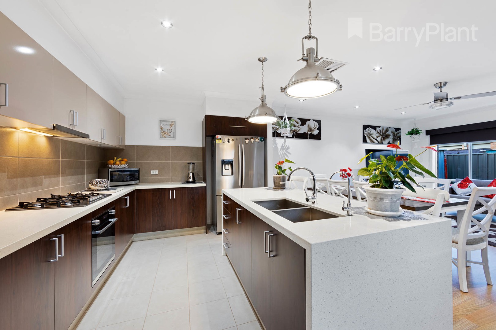 34 Erin SquareDeer Park, VIC 3023, Deer Park - Thumbnail 2