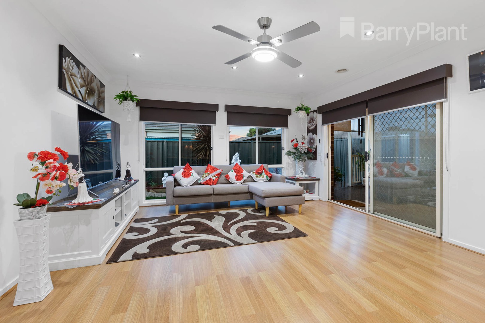 34 Erin SquareDeer Park, VIC 3023, Deer Park - Thumbnail 3