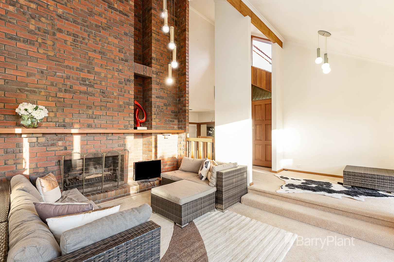 2 Hay Court, Doncaster East, VIC 3109, Doncaster East - Thumbnail 2