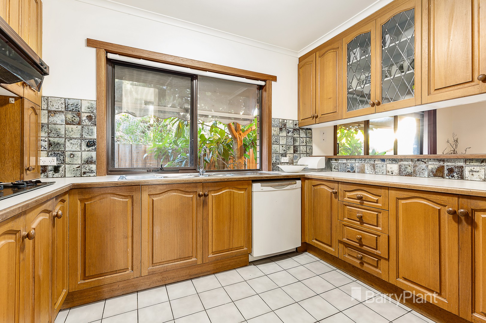 2 Hay Court, Doncaster East, VIC 3109, Doncaster East - Thumbnail 3