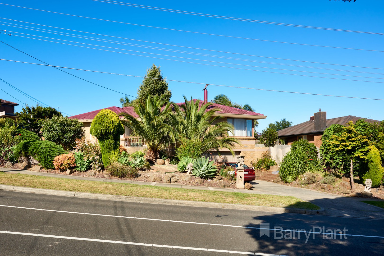 24 Outlook Drive, Dandenong North, VIC 3175 - Thumbnail 2 - 20/11/2020