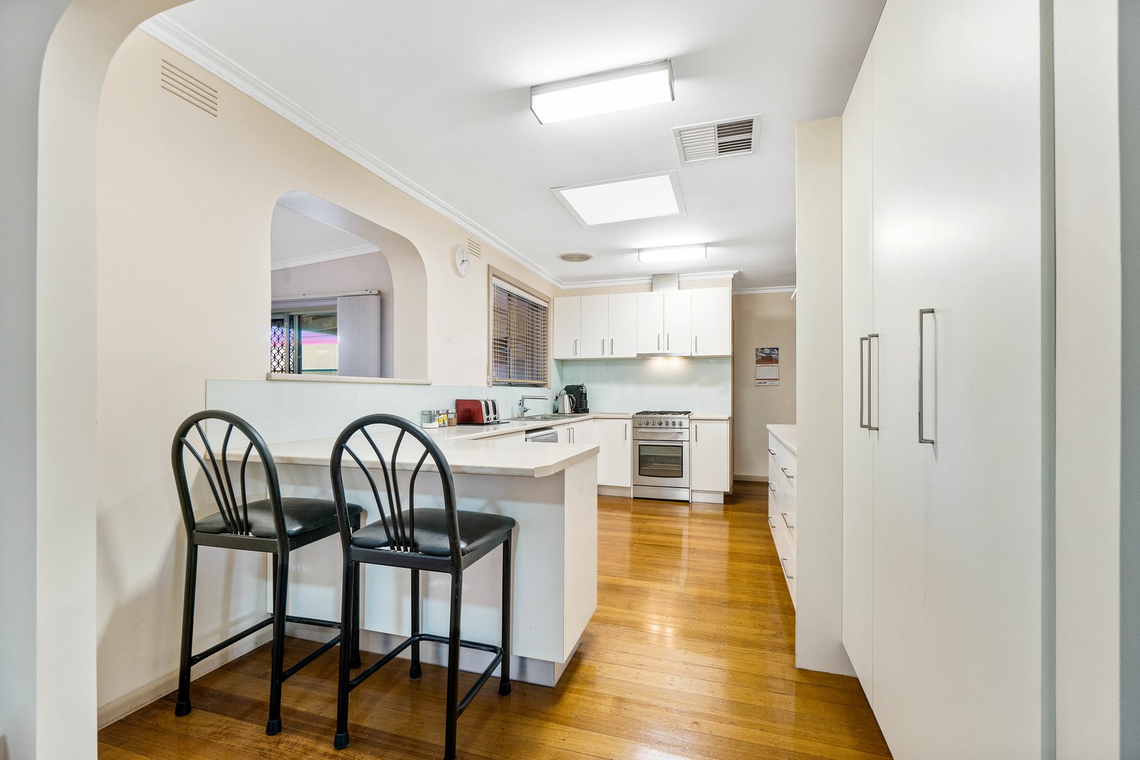 14 Chelmsford CrescentSt Albans, VIC 3021, St Albans - Thumbnail 4