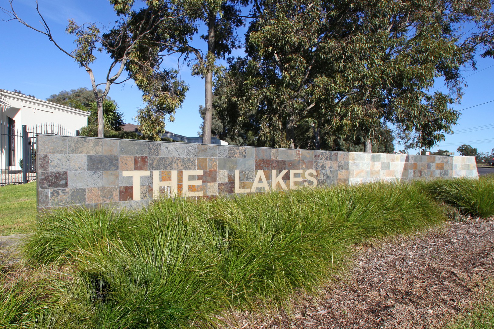 11 Superior AvenueRowville, VIC 3178, Rowville - Thumbnail 2