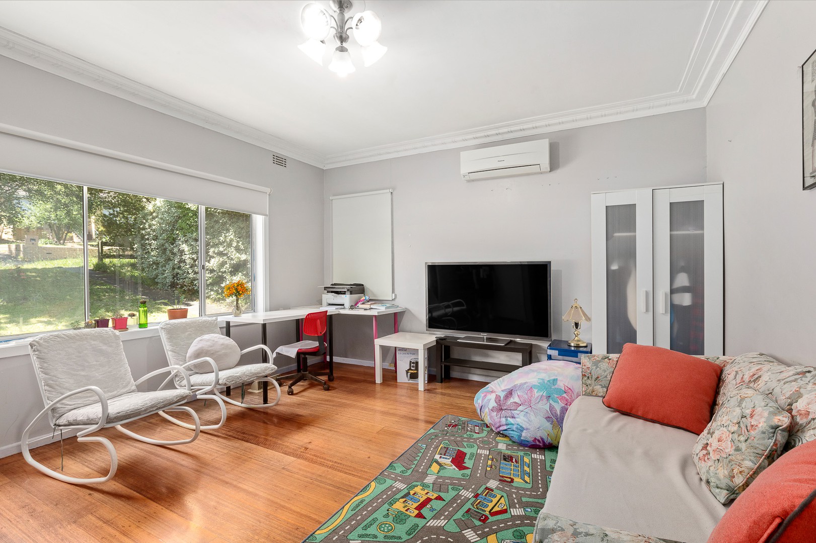 17 Beddows Street, Burwood, VIC 3125, Burwood - Thumbnail 2