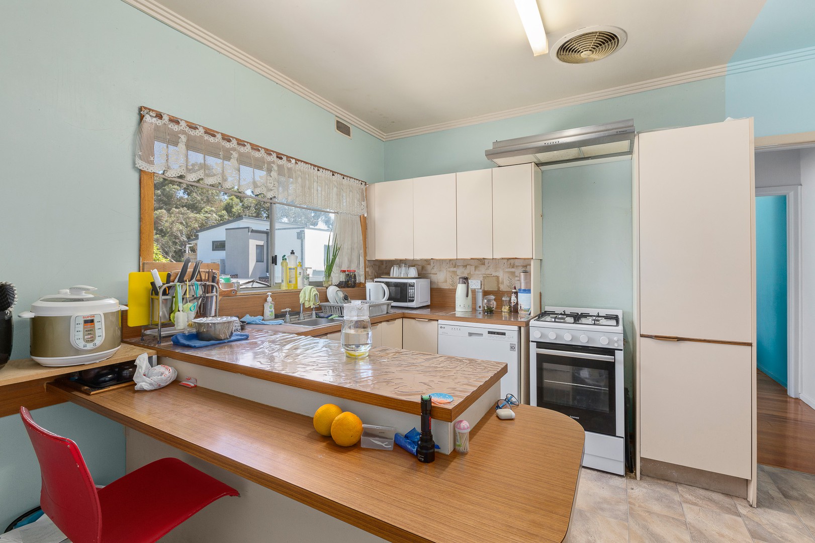 17 Beddows Street, Burwood, VIC 3125, Burwood - Thumbnail 3