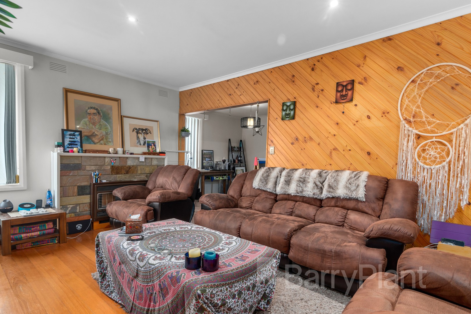 4 Carramar CourtBayswater, VIC 3153, Bayswater - Thumbnail 2