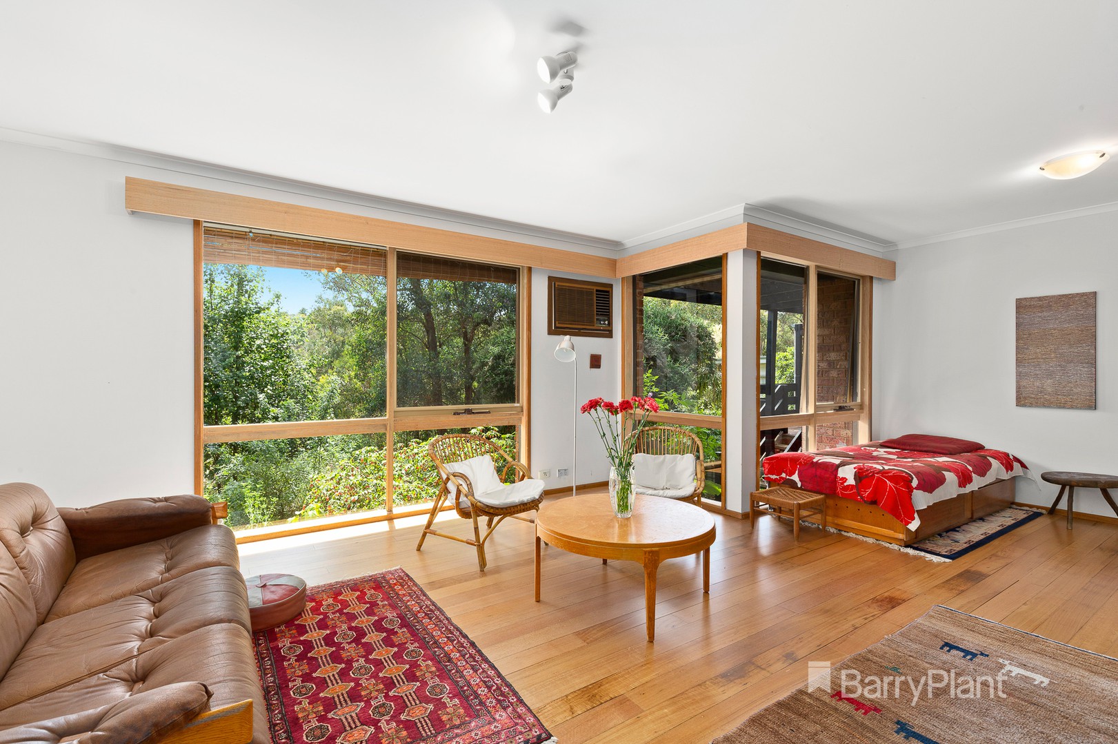 32 Church Road, Panton Hill, VIC 3759 - Thumbnail 2 - 25/11/2020