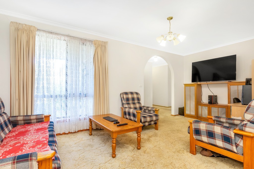 1 Berrigan CourtWerribee, VIC 3030, Werribee - Thumbnail 2