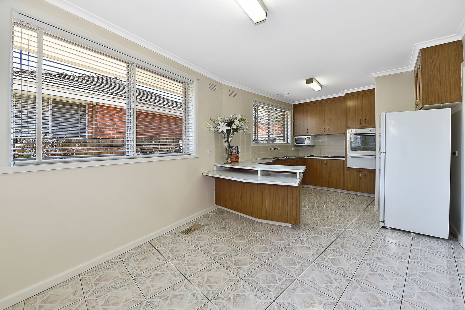 61 Crow StreetBurwood East, VIC 3151, Burwood East - Thumbnail 4