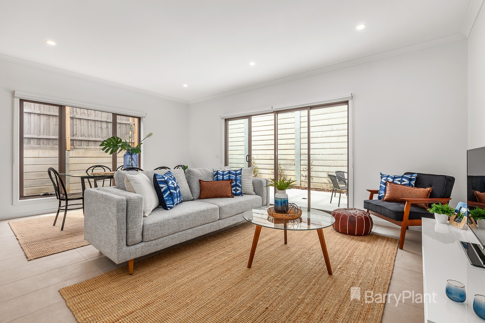 8/6 Sommerville  AvenueMernda, VIC 3754, Mernda - Thumbnail 2