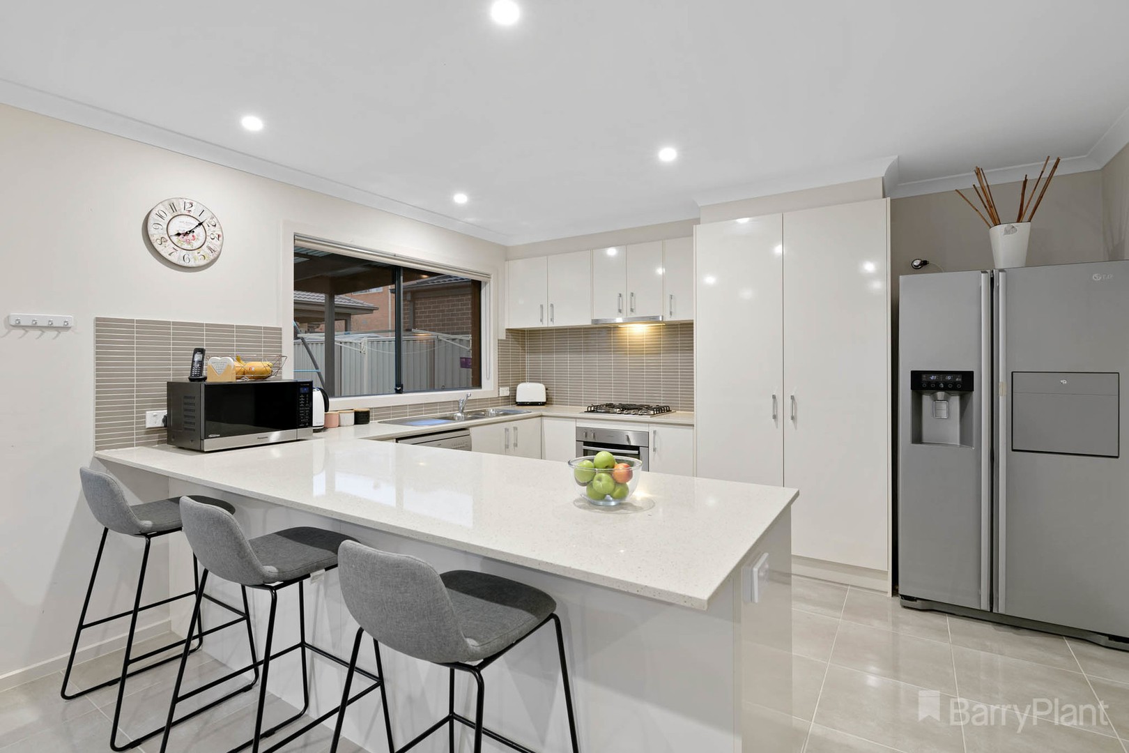 16 Romina StreetPakenham, VIC 3810, Pakenham - Thumbnail 2