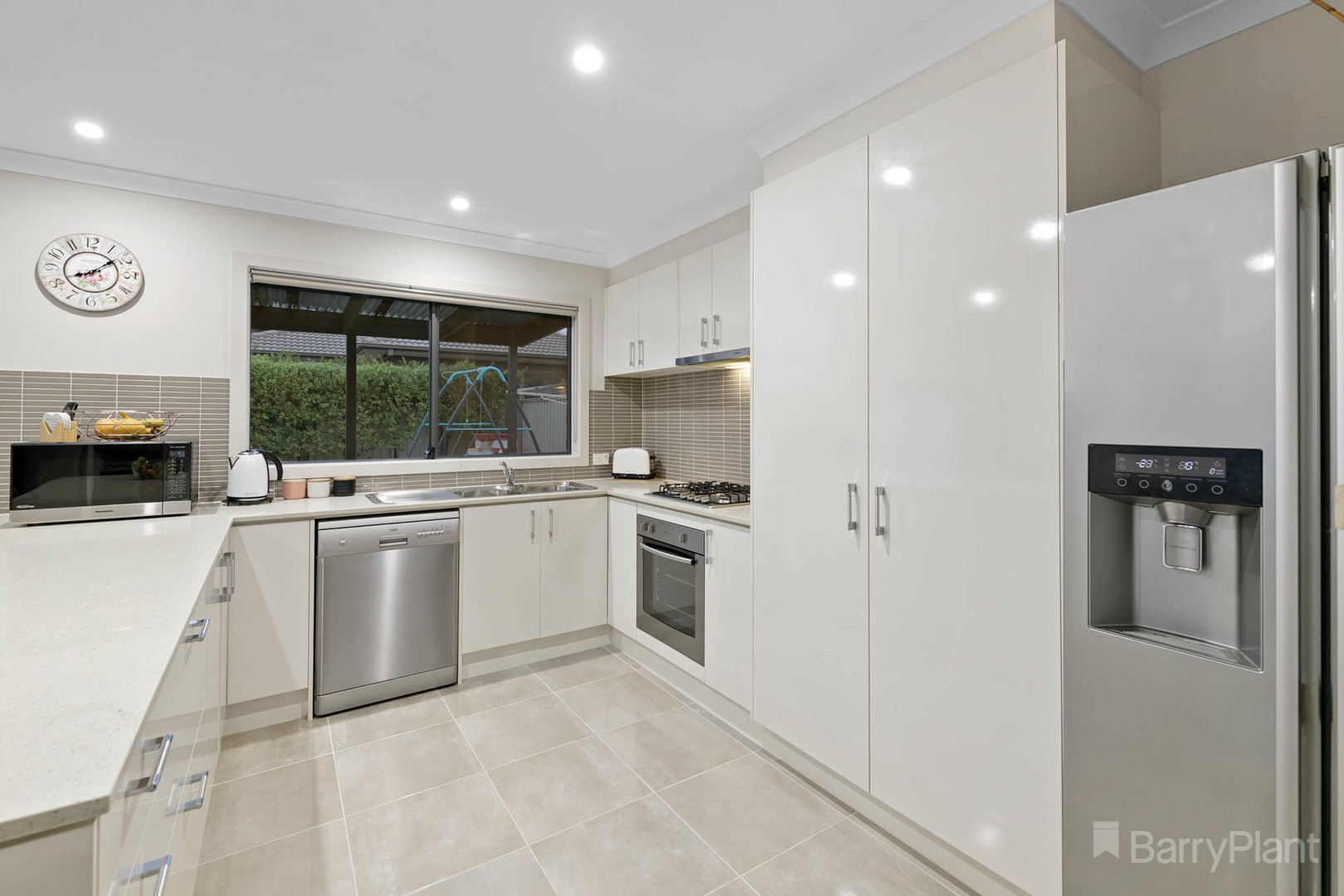 16 Romina StreetPakenham, VIC 3810, Pakenham - Thumbnail 3