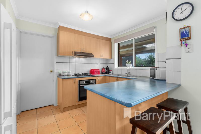 4 Romina WaySouth Morang, VIC 3752, South Morang - Thumbnail 3