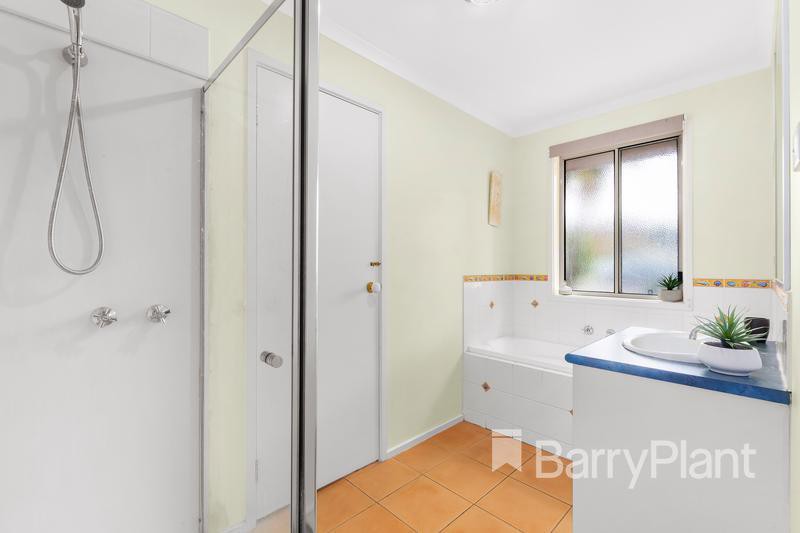 4 Romina WaySouth Morang, VIC 3752, South Morang - Thumbnail 6