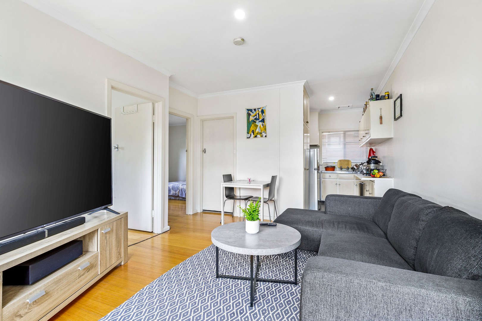 1/92 Kerferd StreetEssendon North, VIC 3041, Essendon North - Thumbnail 3
