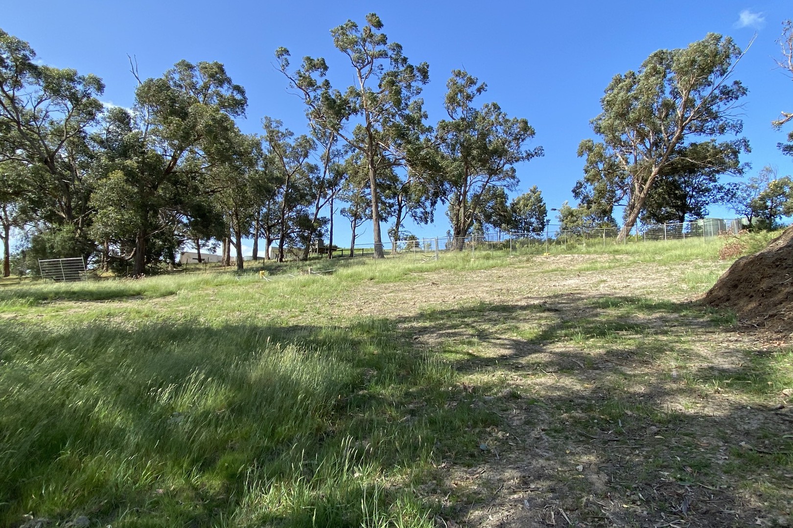 6 Gleeson Avenue, Lysterfield, VIC 3156 - Thumbnail 2 - 26/11/2020