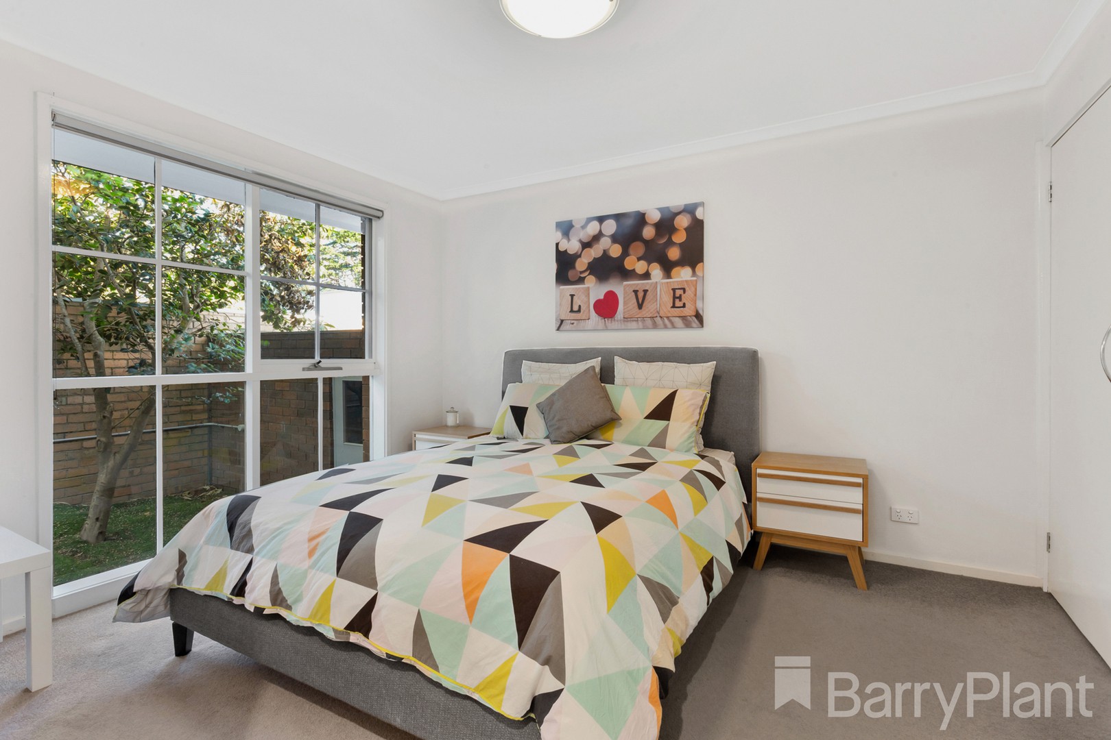 2/49 Hillside RoadMount Waverley, VIC 3149, Mount Waverley - Thumbnail 4
