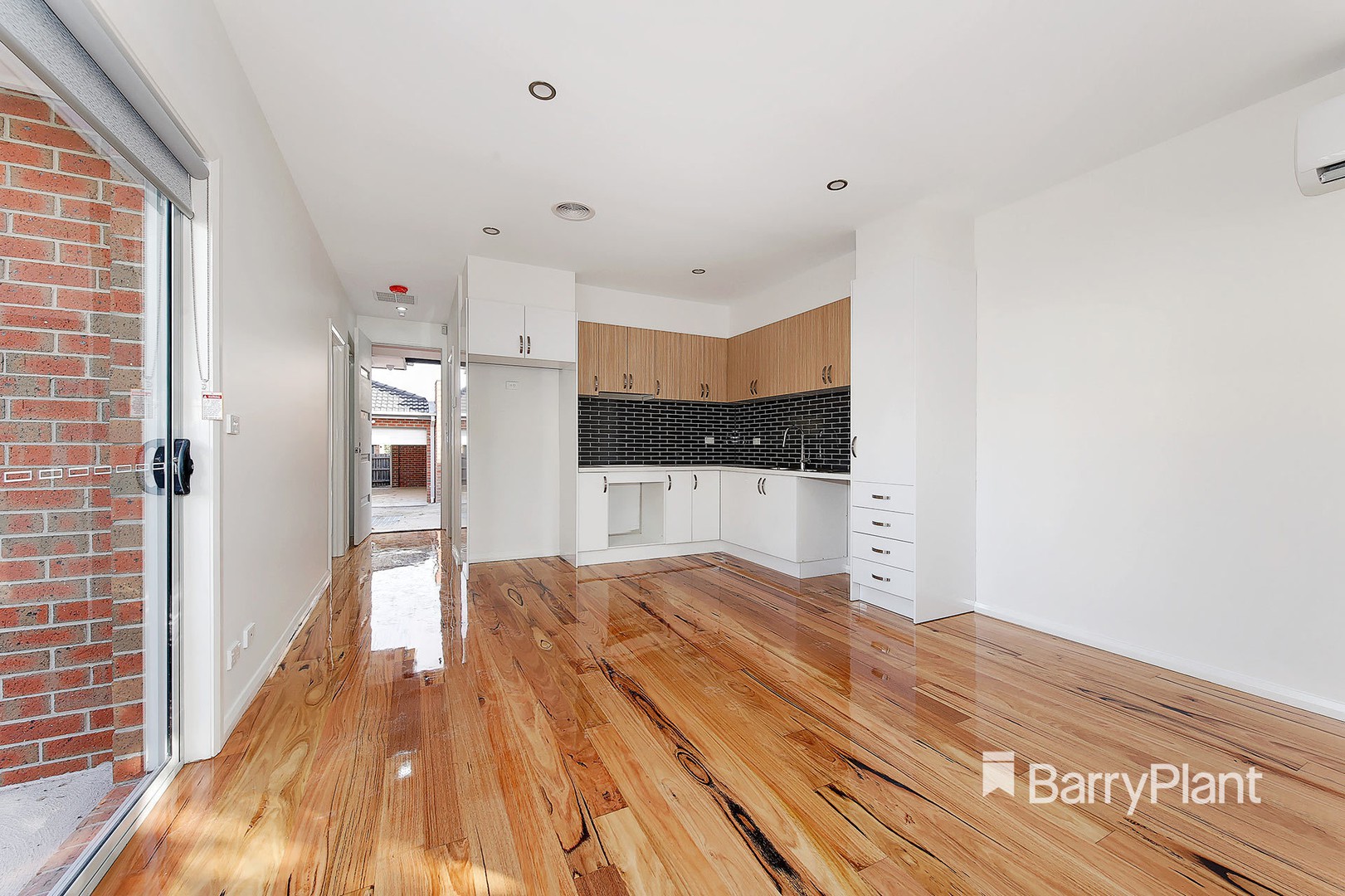 4/6-8 Bliburg StreetJacana, VIC 3047, Jacana - Thumbnail 3