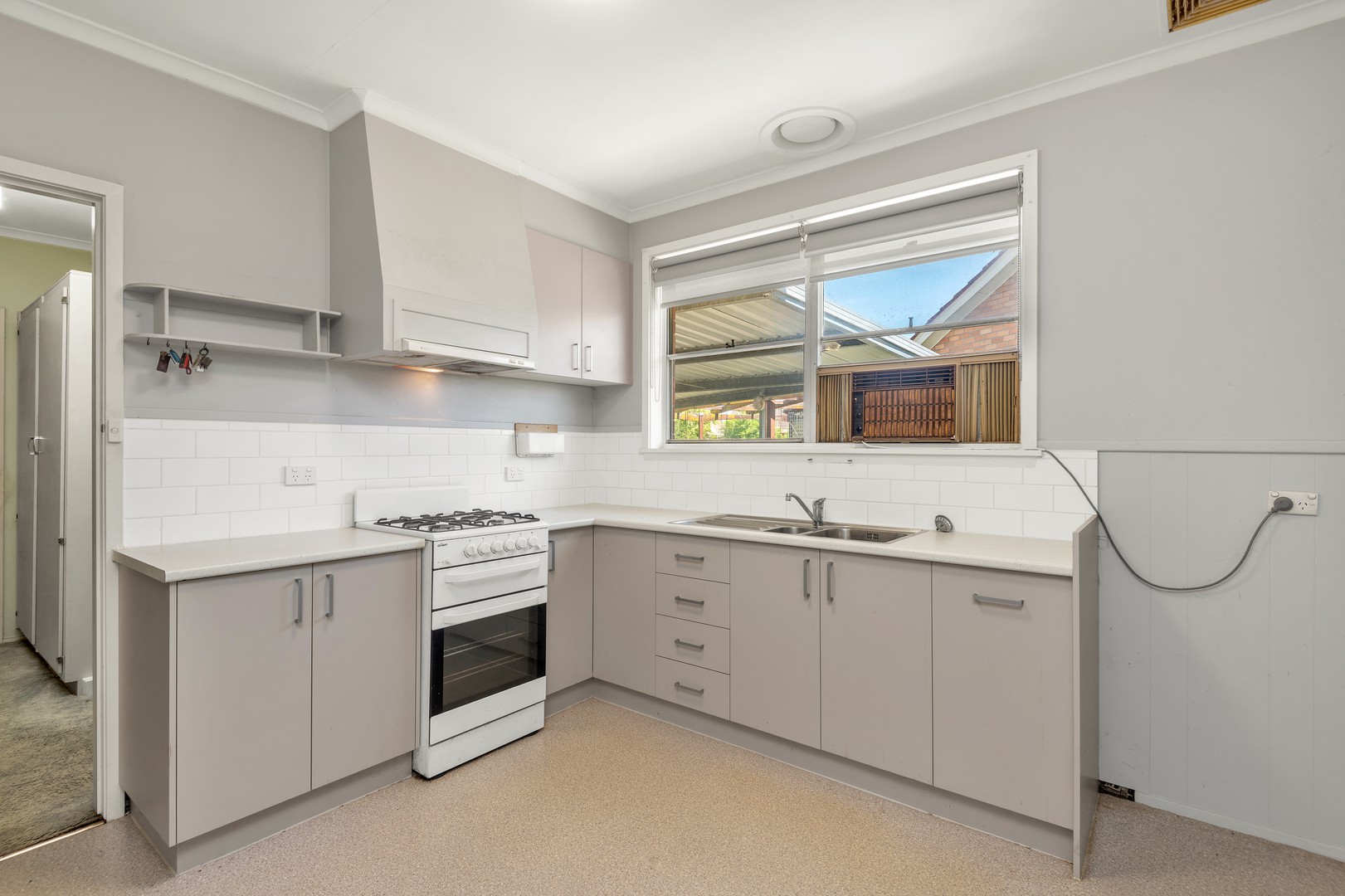4 Vega CourtNewcomb, VIC 3219, Newcomb - Thumbnail 2