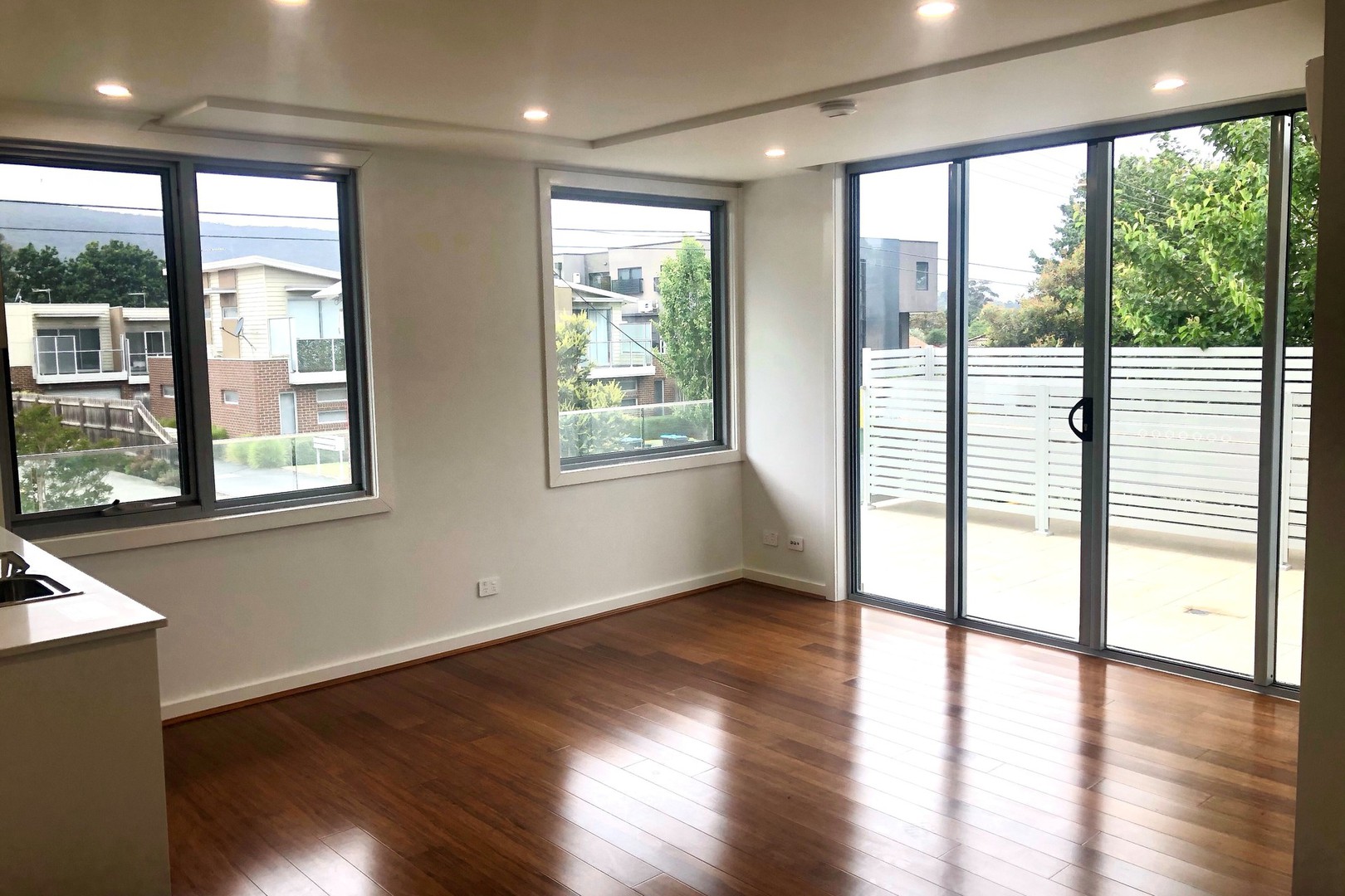 101/8 Tulip CrescentBoronia, VIC 3155, Boronia - Thumbnail 3