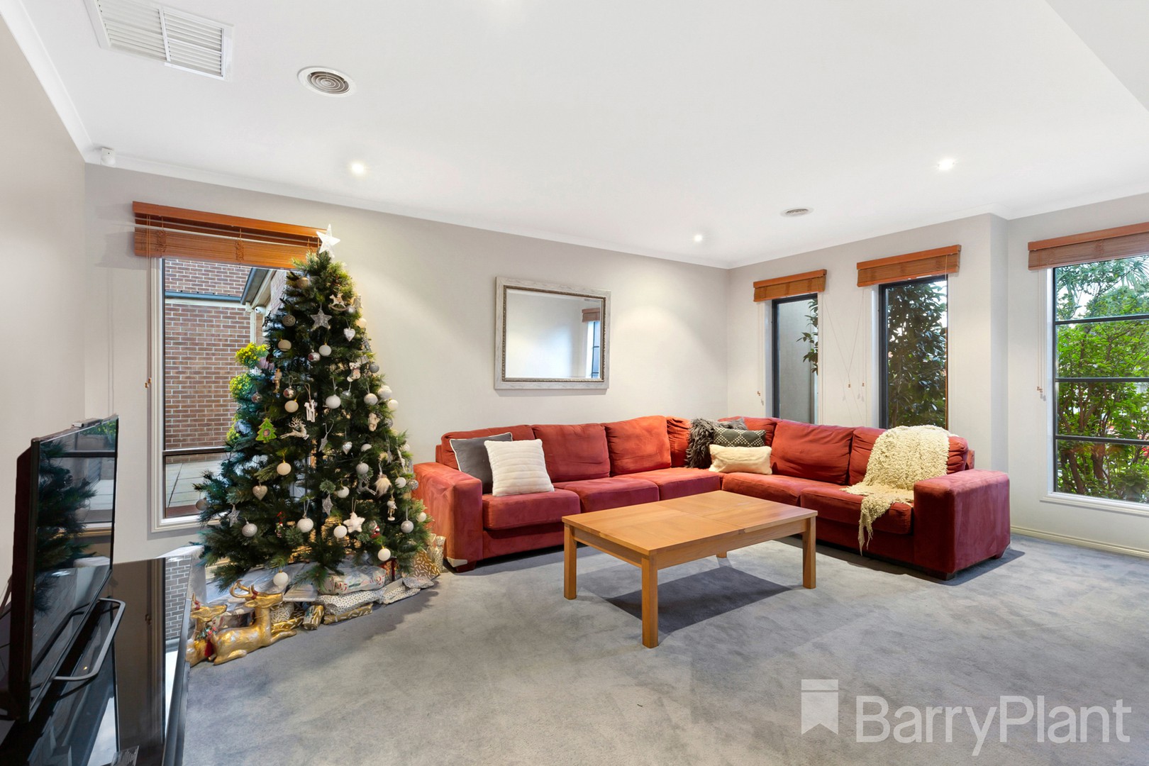 30 Scarlet DriveBundoora, VIC 3083, Bundoora - Thumbnail 2