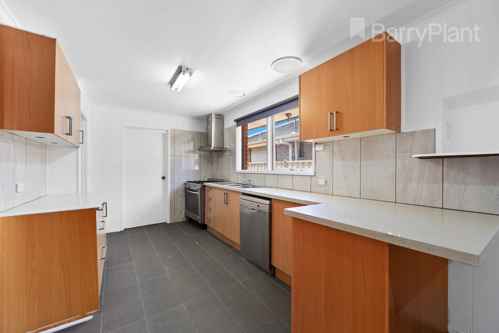 91 Birchwood BoulevardDeer Park, VIC 3023, Deer Park - Thumbnail 2