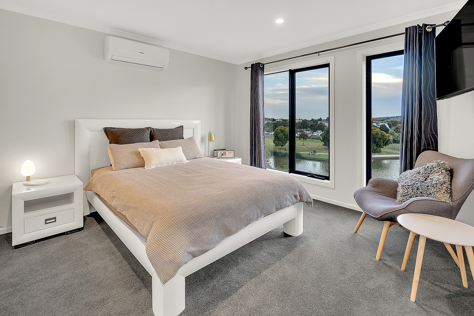 32 Alexander CircuitCraigieburn, VIC 3064, Craigieburn - Thumbnail 3
