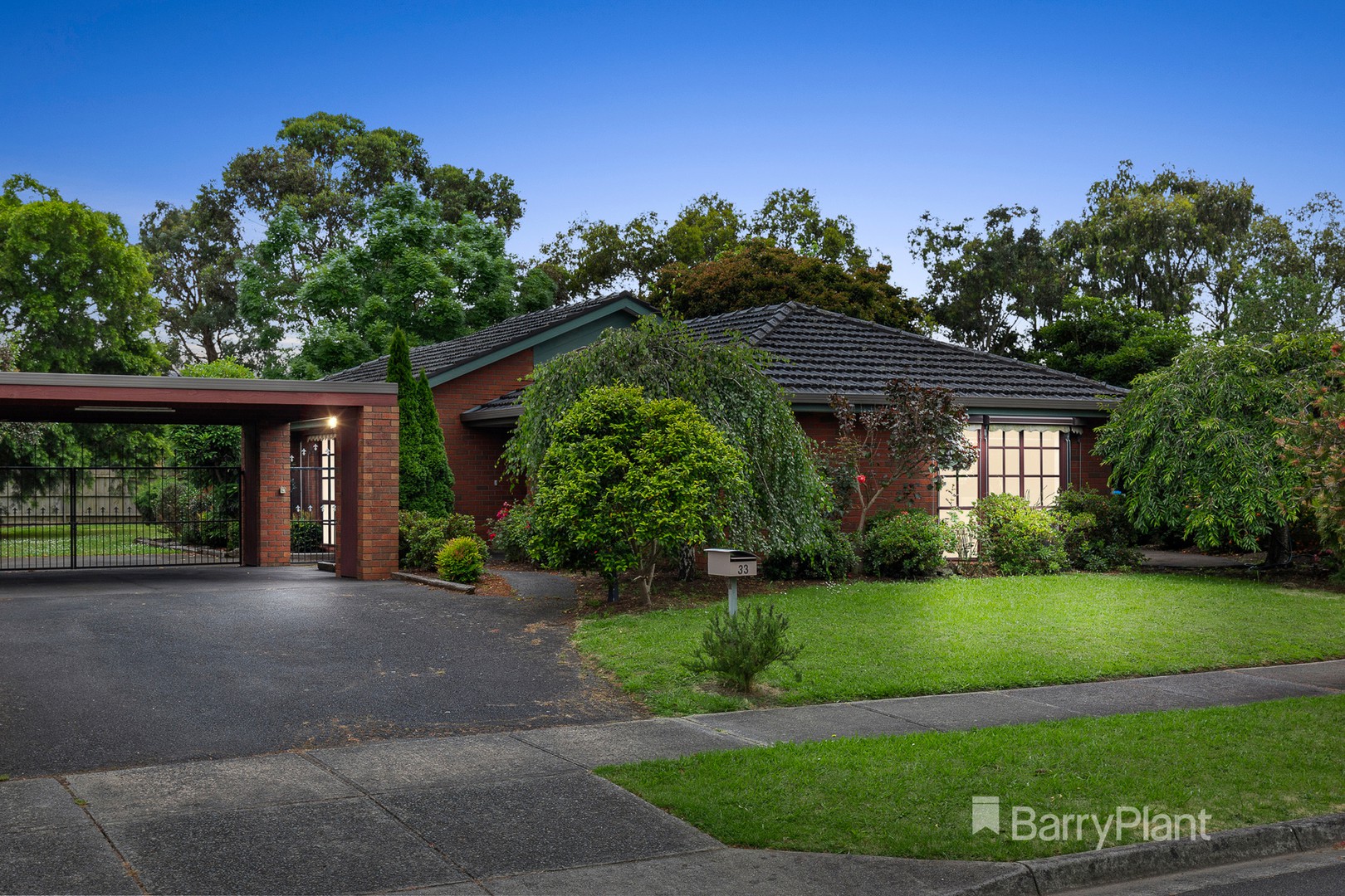 33 Calmsden StreetKilsyth South, VIC 3137, Kilsyth South - Thumbnail 3