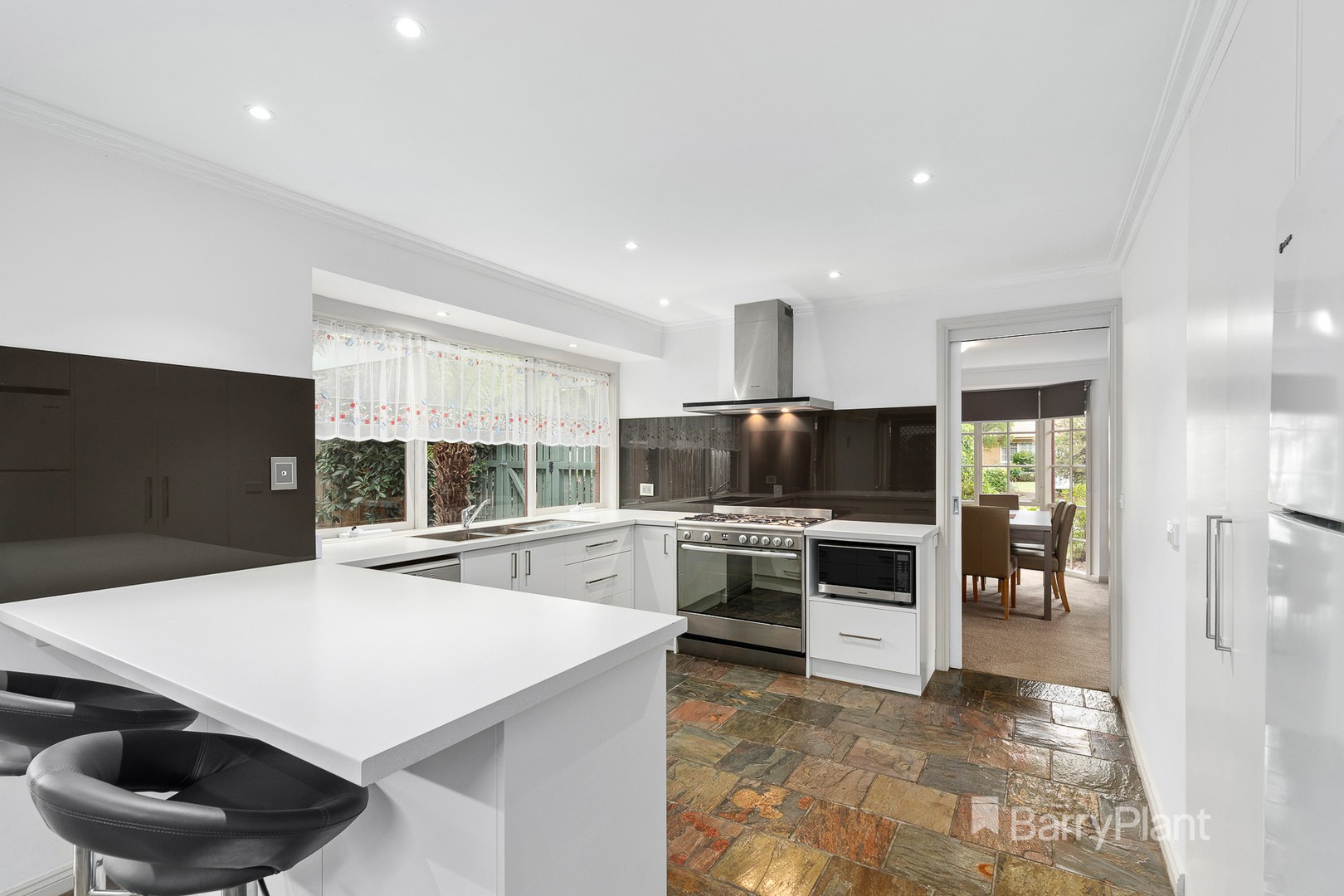 33 Calmsden StreetKilsyth South, VIC 3137, Kilsyth South - Thumbnail 6
