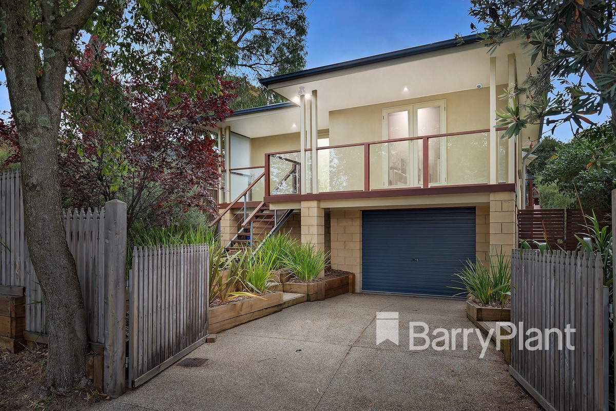 74 Sixth AvenueRosebud, VIC 3939