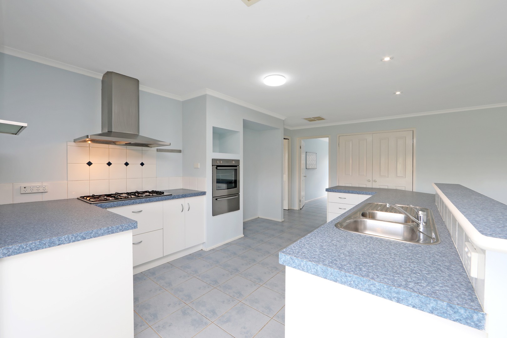 30 Kellbourne DriveRowville, VIC 3178, Rowville - Thumbnail 4