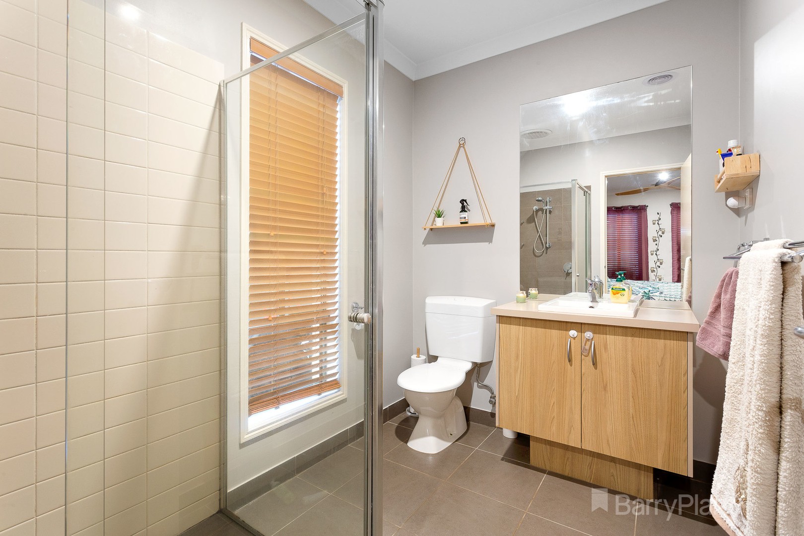 41 Fallingwater DrivePakenham, VIC 3810, Pakenham - Thumbnail 4