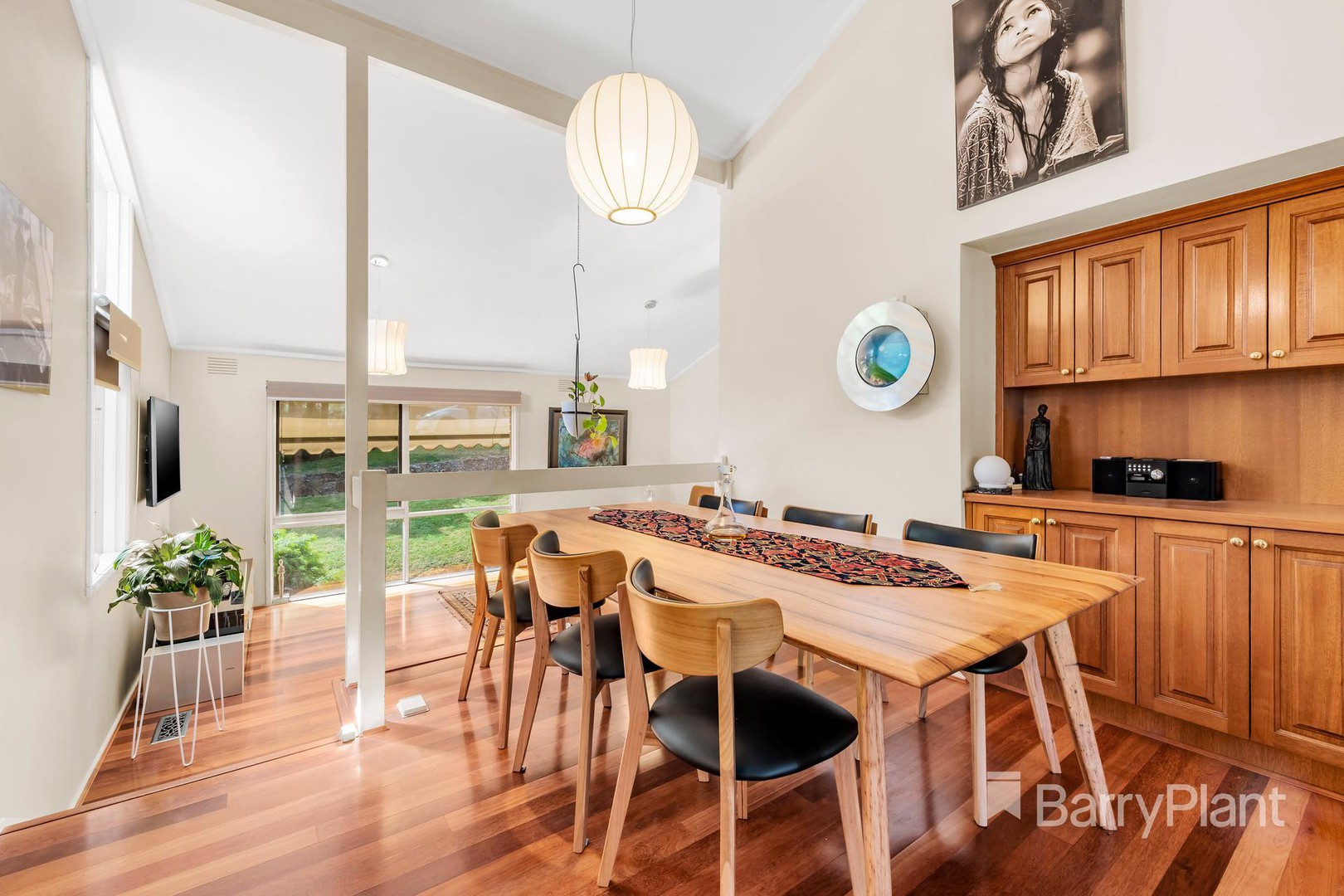10 Toombarra PlaceGreensborough, VIC 3088, Greensborough - Thumbnail 2