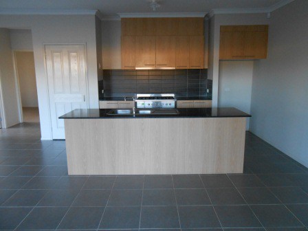 10 Yaramba Boulevard, Point Cook, VIC 3030 - Thumbnail 1 - 04/12/2020