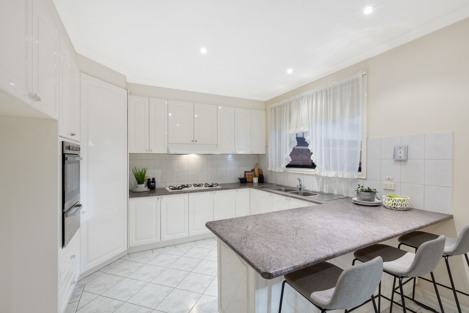 4 Camelot PlaceHillside, VIC 3037, Hillside - Thumbnail 3