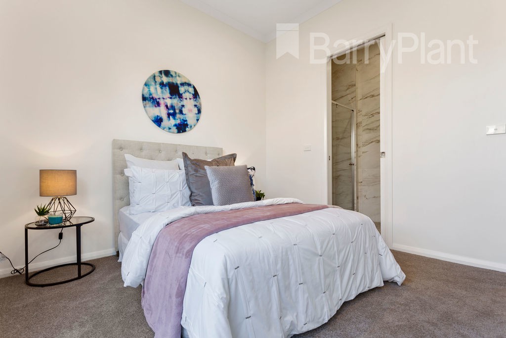 2B Shirley AvenueGlen Waverley, VIC 3150, Glen Waverley - Thumbnail 2