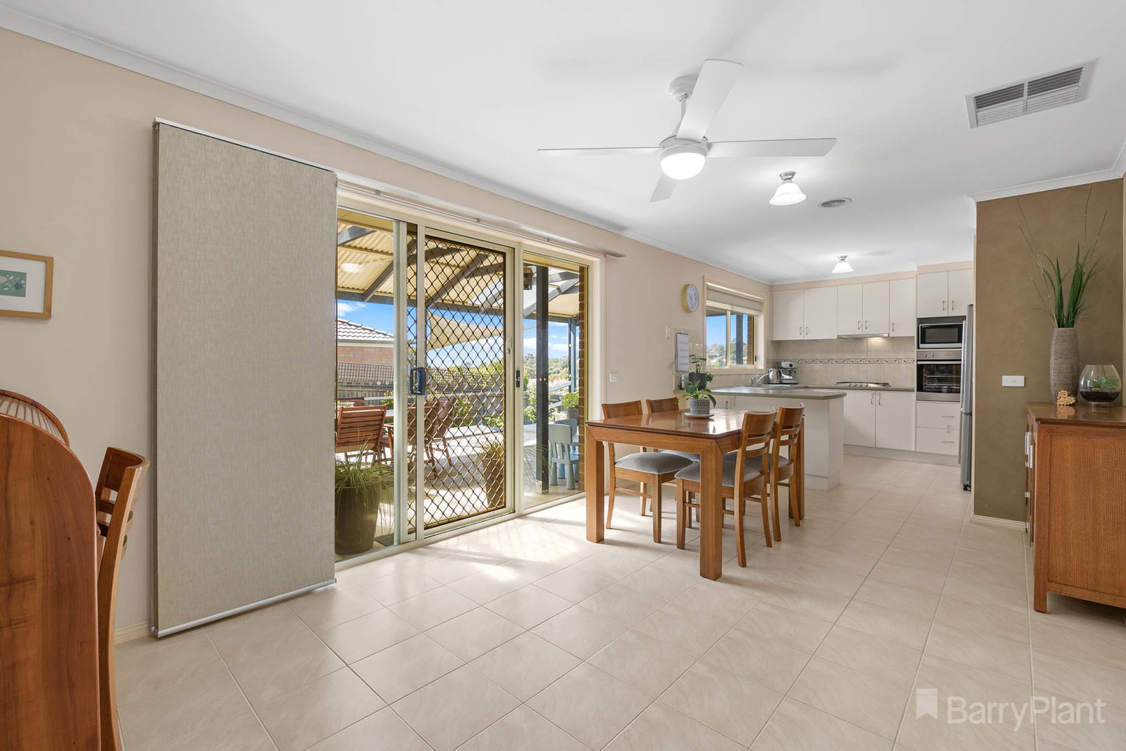 39 Meaby DrivePakenham, VIC 3810, Pakenham - Thumbnail 3