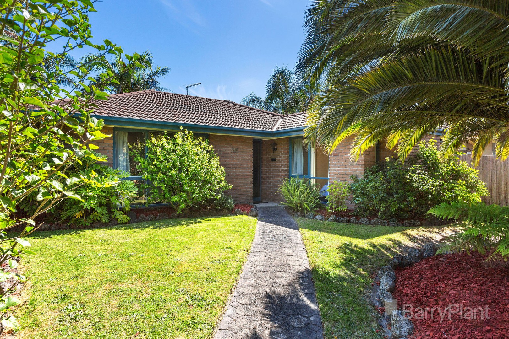 36 Glenview CrescentFrankston, VIC 3199, Frankston - Thumbnail 2