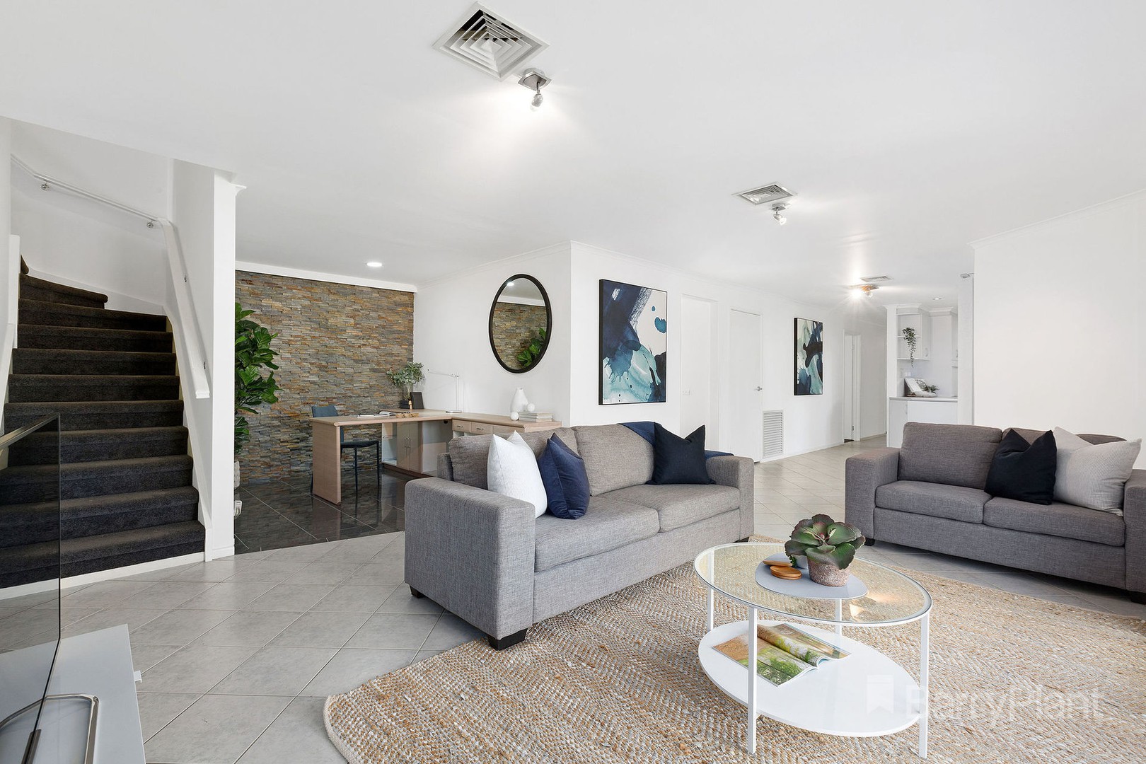 36 Glenview CrescentFrankston, VIC 3199, Frankston - Thumbnail 5