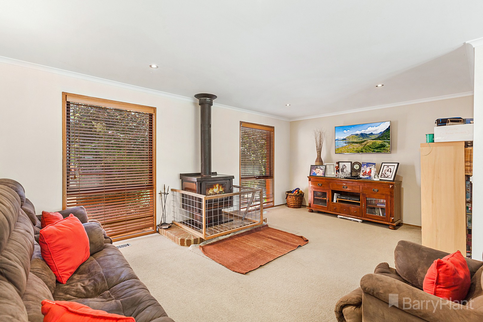 23 McNaughton CloseWallan, VIC 3756, Wallan - Thumbnail 7
