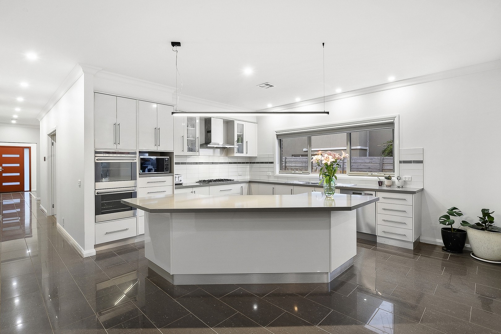 5 Trewheela AvenueManifold Heights, VIC 3218, Manifold Heights - Thumbnail 2