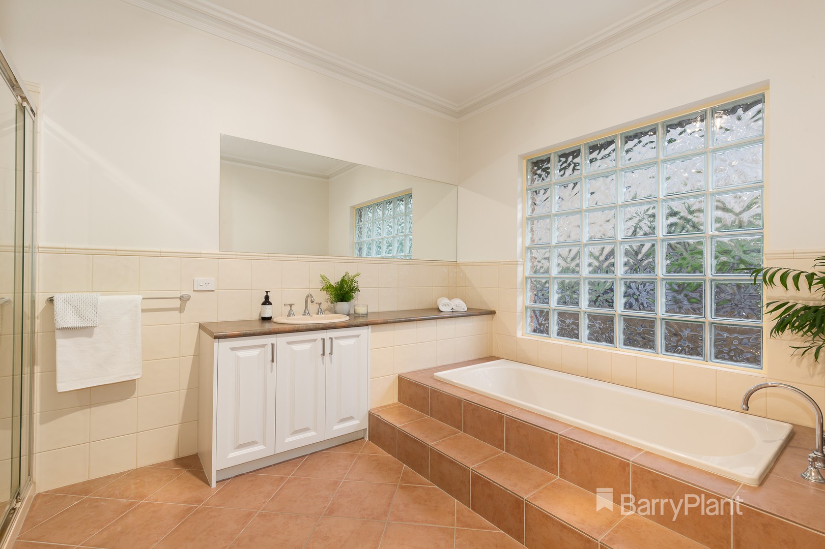 16 Mary CourtCroydon North, VIC 3136, Croydon North - Thumbnail 8