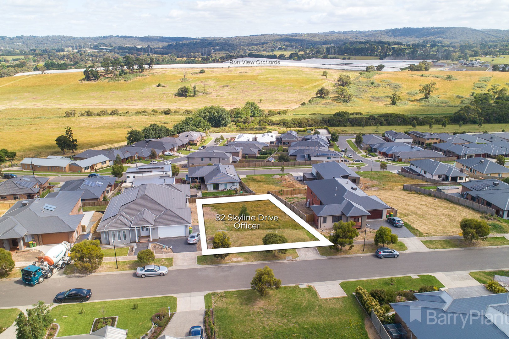 82 Skyline Drive, Officer, VIC 3809 - Thumbnail 2 - 10/12/2020