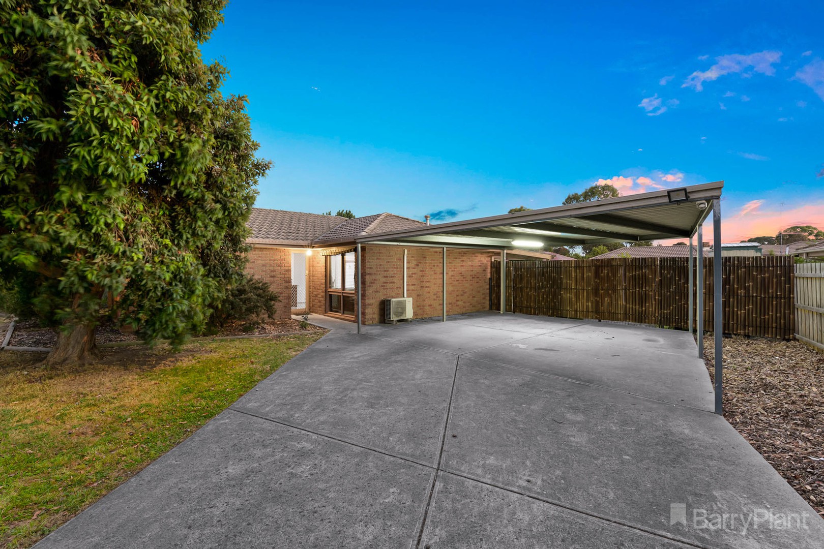 44 Smethurst AvenuePakenham, VIC 3810, Pakenham - Thumbnail 2