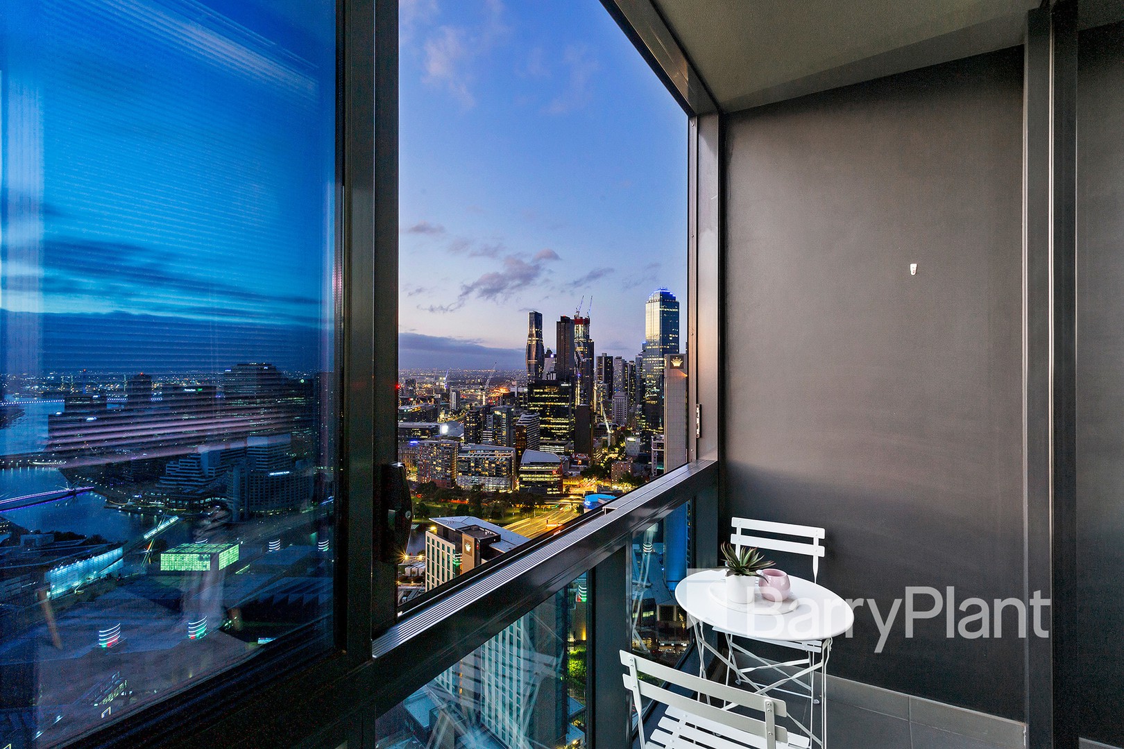 4705/1 Balston Street, Southbank, VIC 3006 - Thumbnail 2 - 11/12/2020