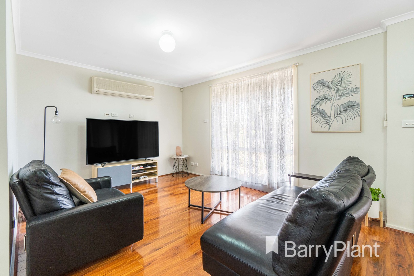 19 Magnolia StreetSt Albans, VIC 3021, St Albans - Thumbnail 2