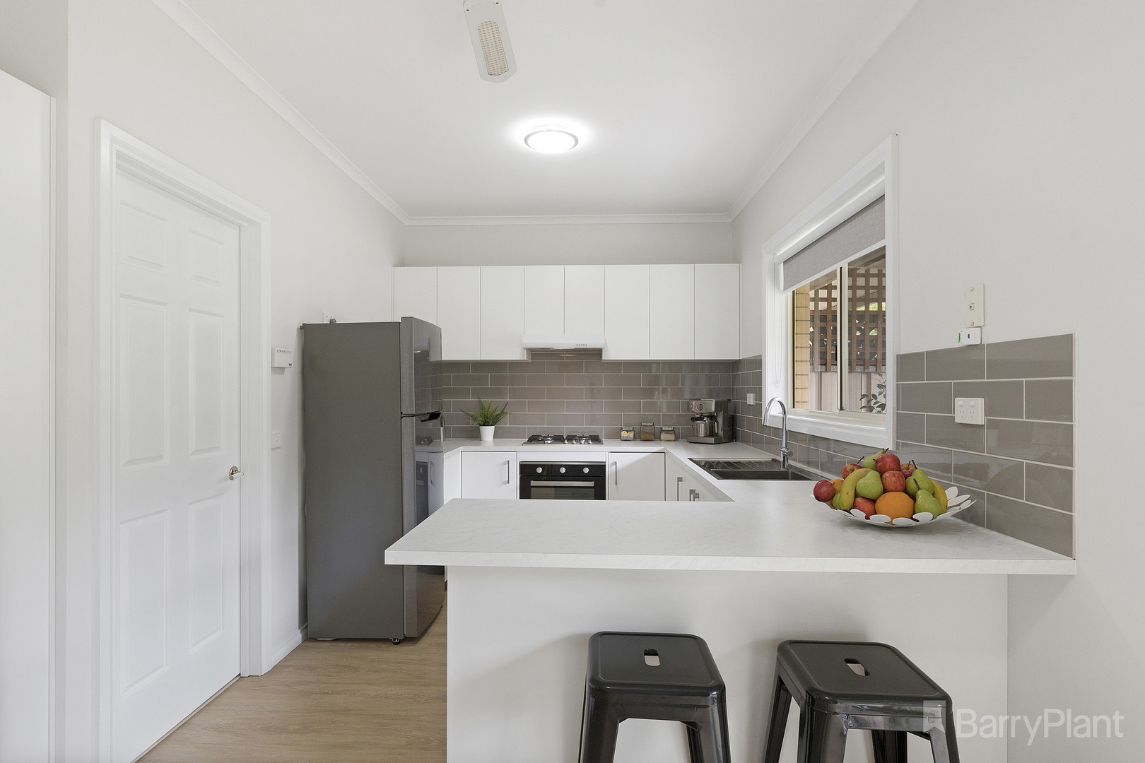 2/1 Fiona PlaceKennington, VIC 3550, Kennington - Thumbnail 2