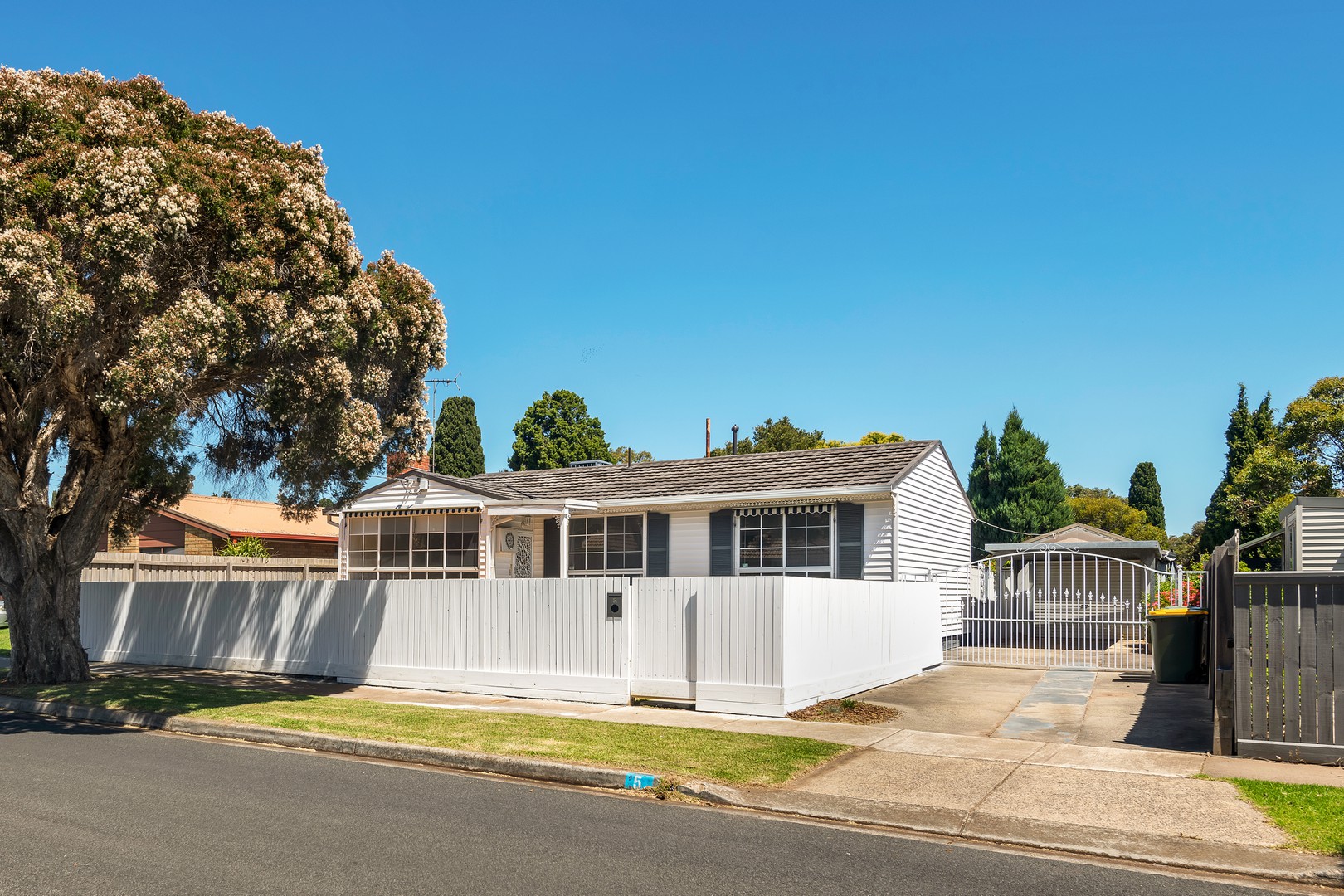 5 Itkeston StreetHerne Hill, VIC 3218, Herne Hill - Thumbnail 2
