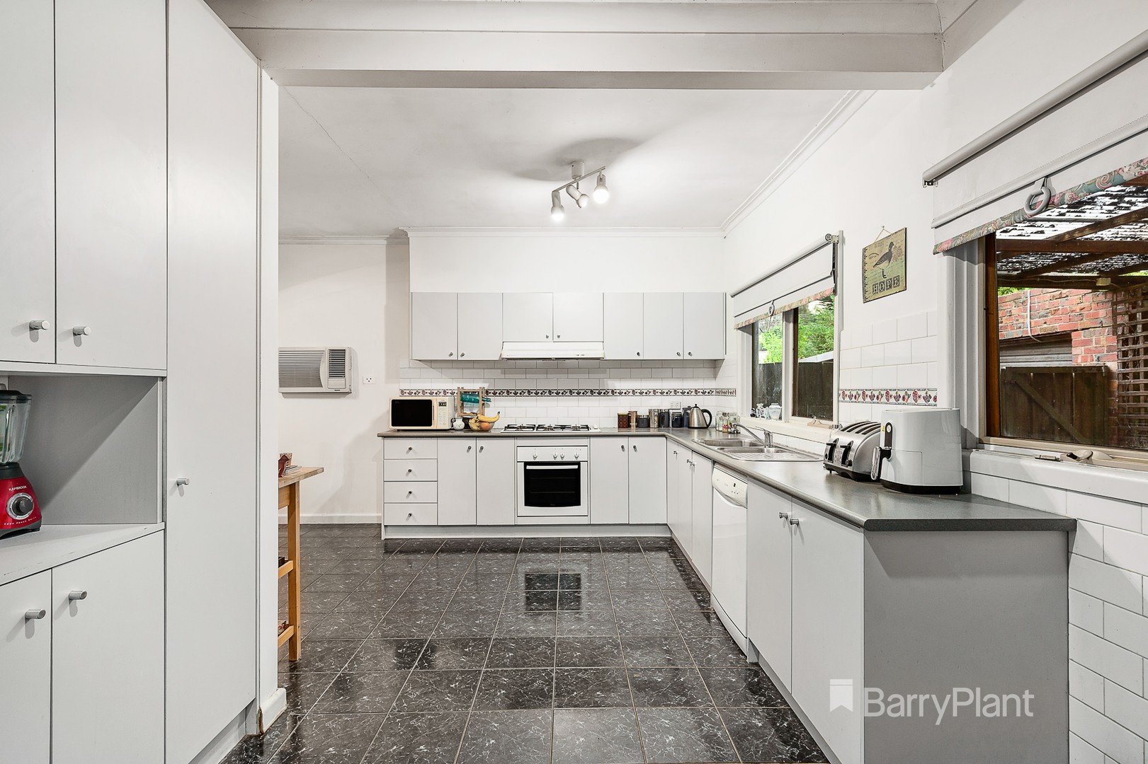 122 Sherbourne Road, Montmorency, VIC 3094, Montmorency - Thumbnail 4