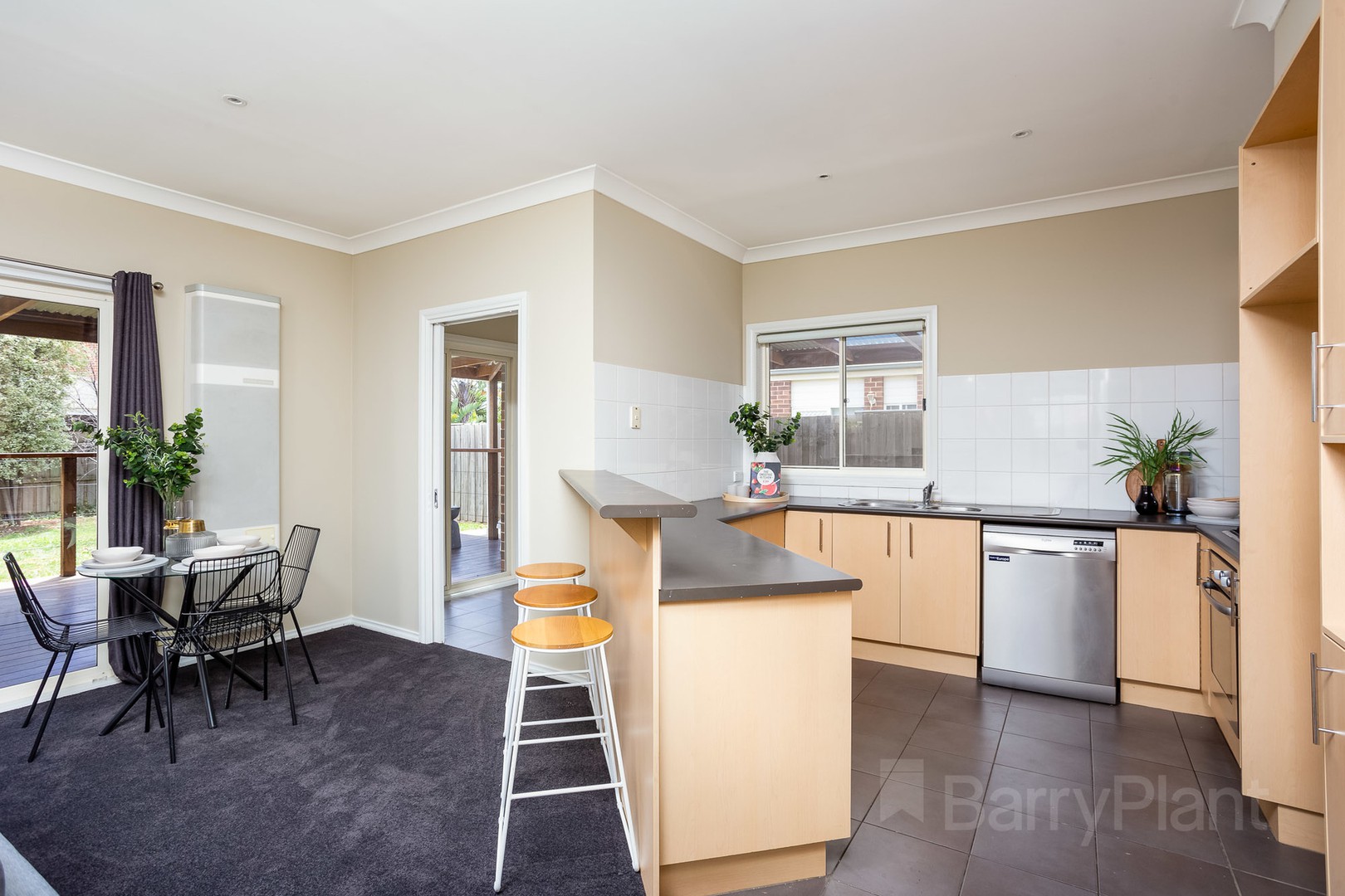 8 Caribou PlacePoint Cook, VIC 3030, Point Cook - Thumbnail 2